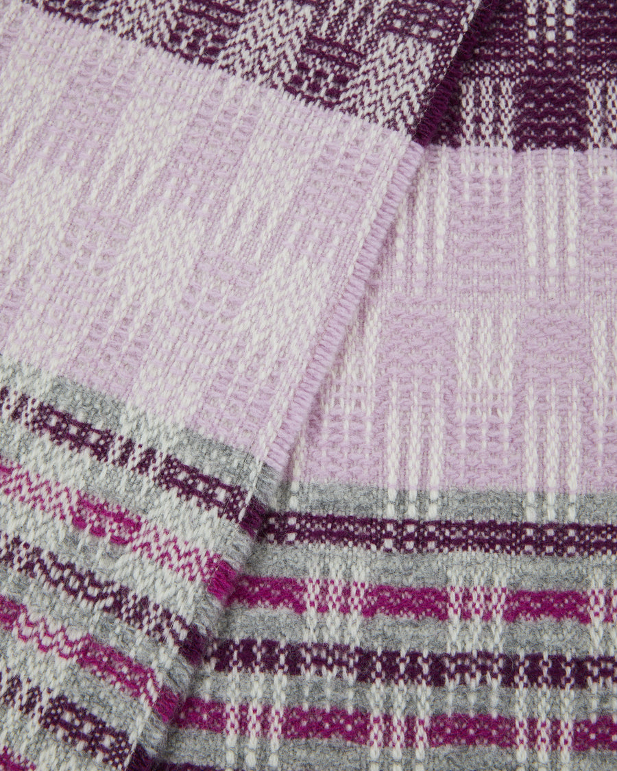 Fiara Plaid in Pure Extra Fine Merino Virgin Wool