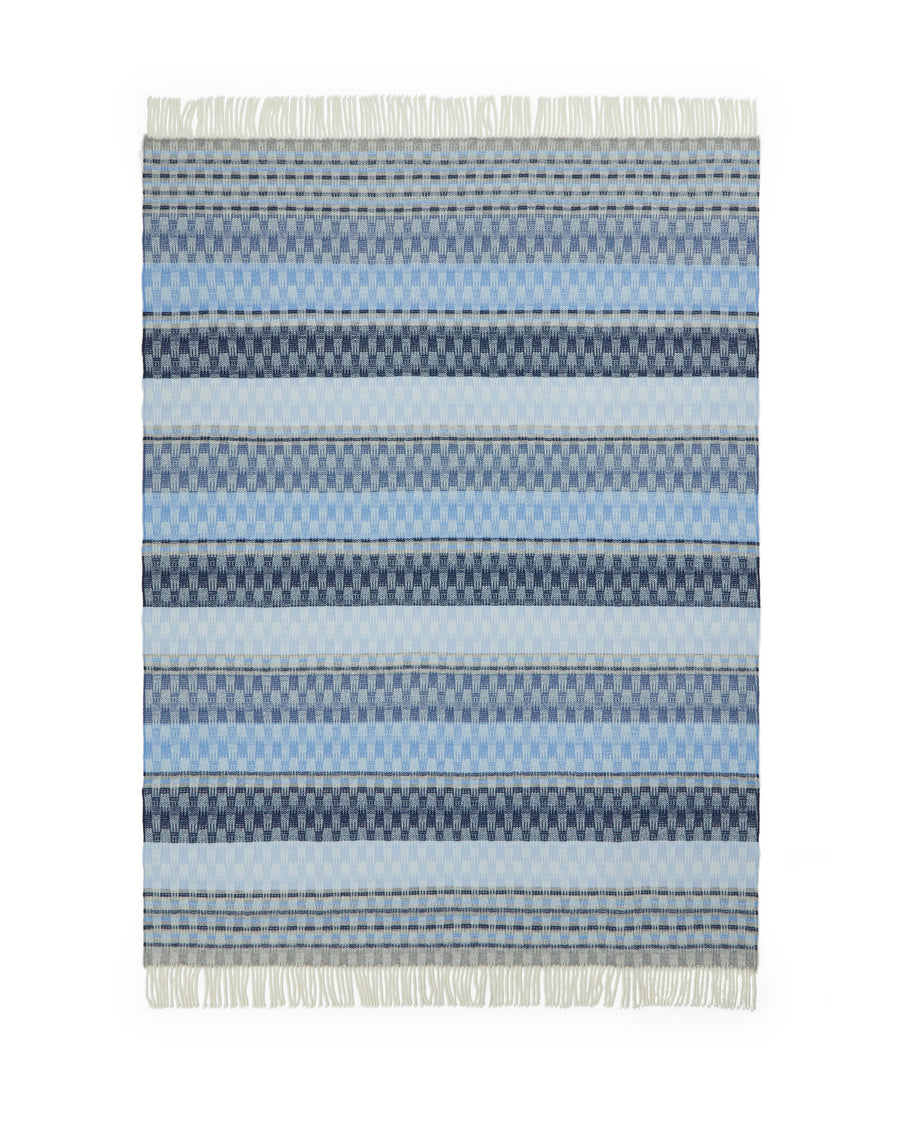 Fiara Plaid in Pure Extra Fine Merino Virgin Wool