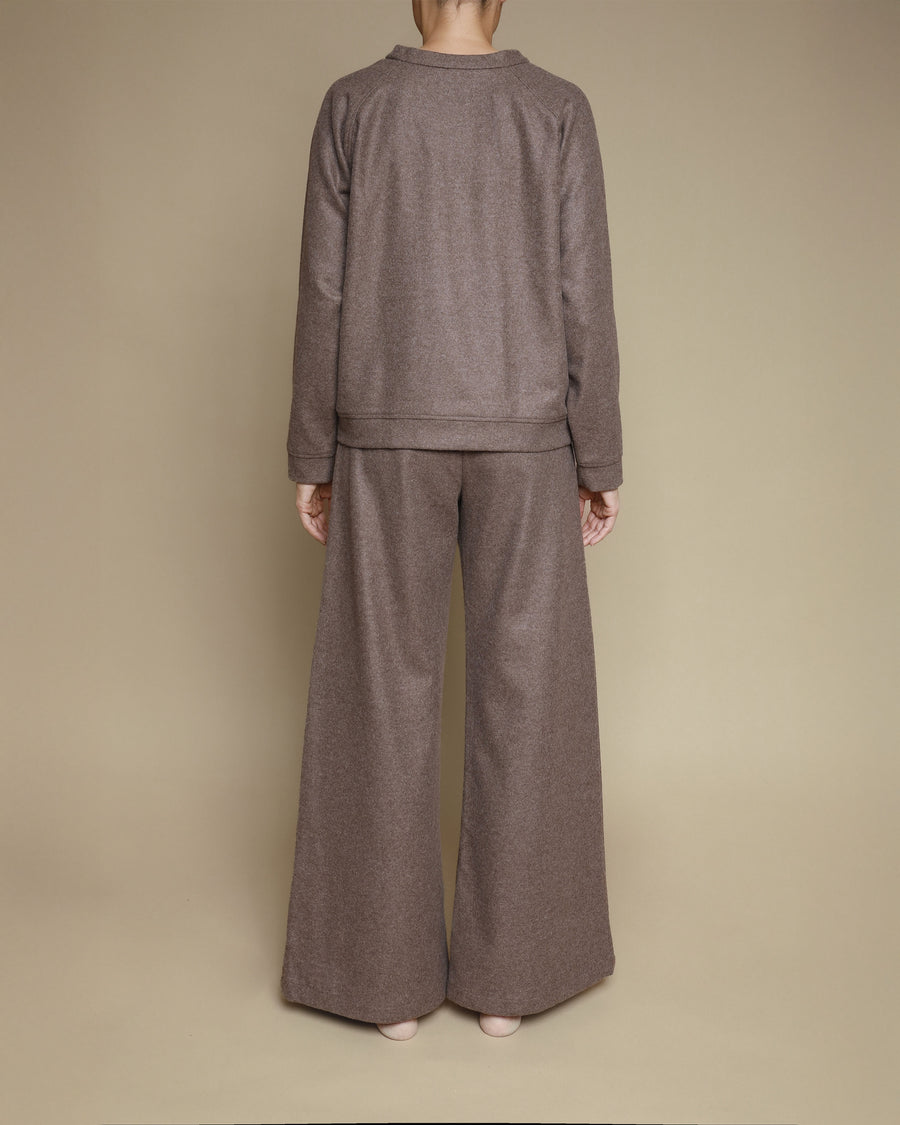 Felpa con manica raglan in pura lana