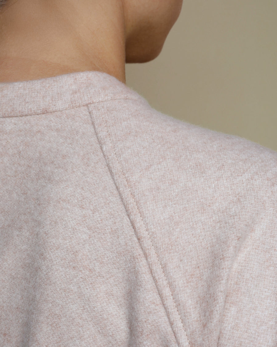 Felpa con manica raglan in pura lana