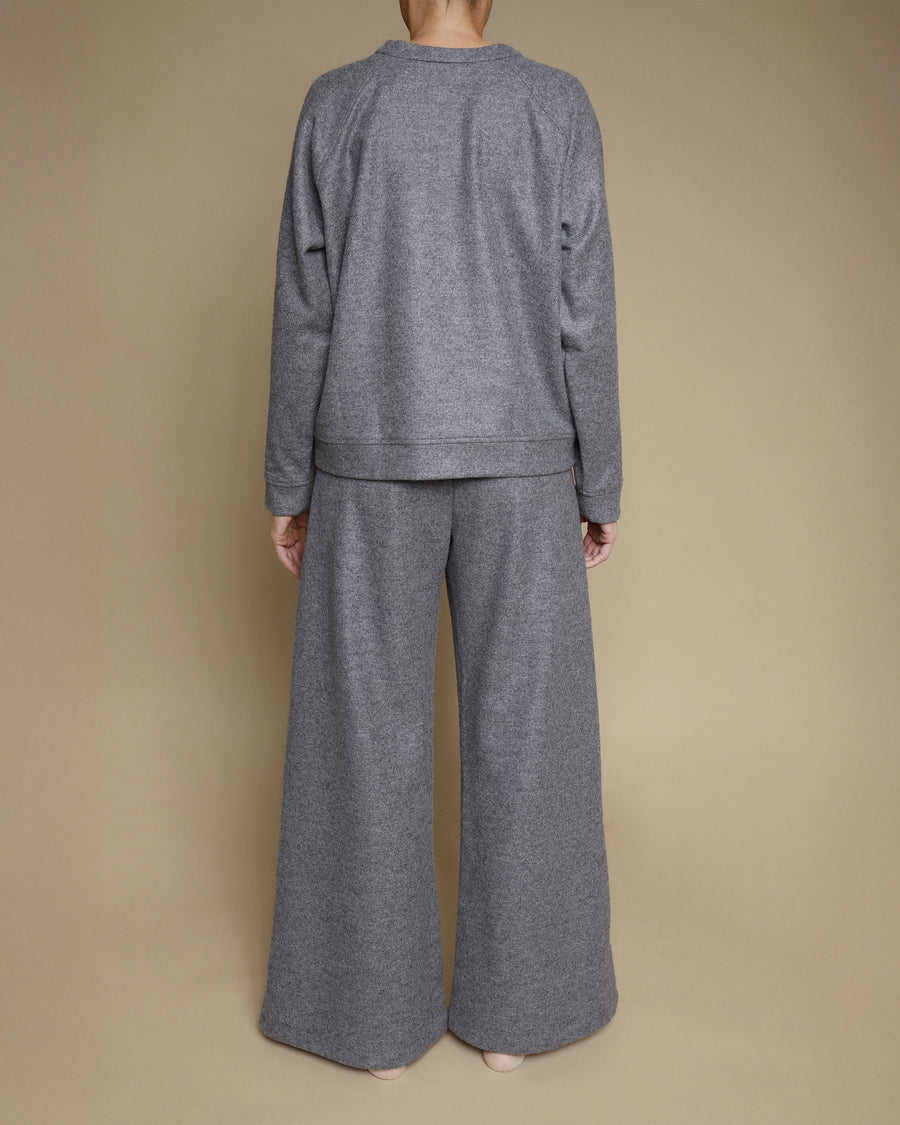 Felpa con manica raglan in pura lana