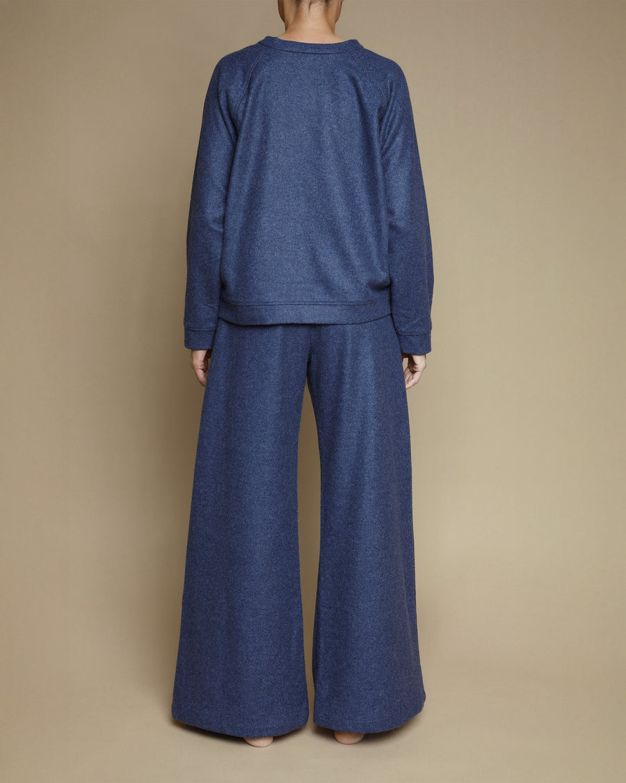 Felpa con manica raglan in pura lana