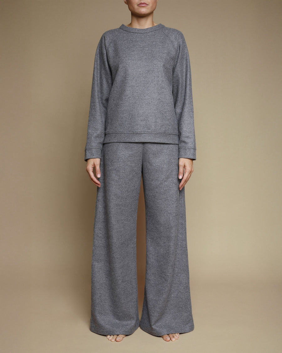 Felpa con manica raglan in pura lana