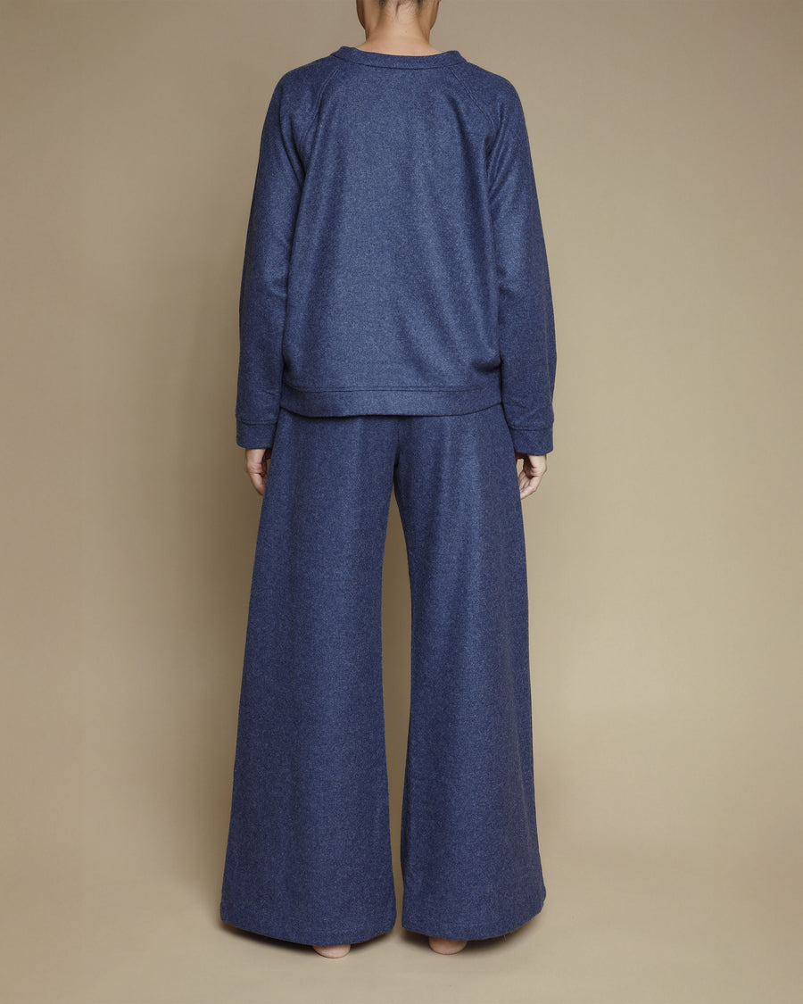 Felpa con manica raglan in pura lana